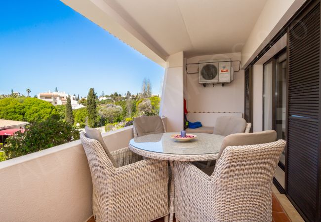 Apartamento em Porches - Alporchinhos 840 Apartamento em Porches - Alporchinhos 840