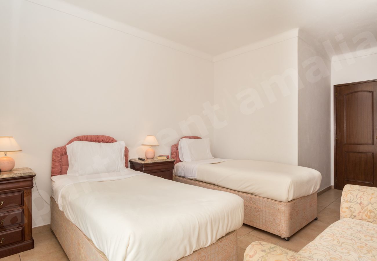 Apartamento em Carvoeiro - Apartment Amalia