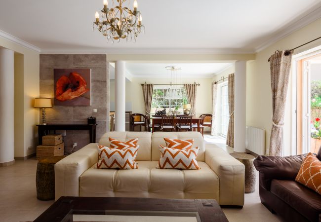 Villa em Quinta do Lago - Casa Lago - Varandas do Lago Villa em Quinta do Lago - Casa Lago - Varandas do Lago