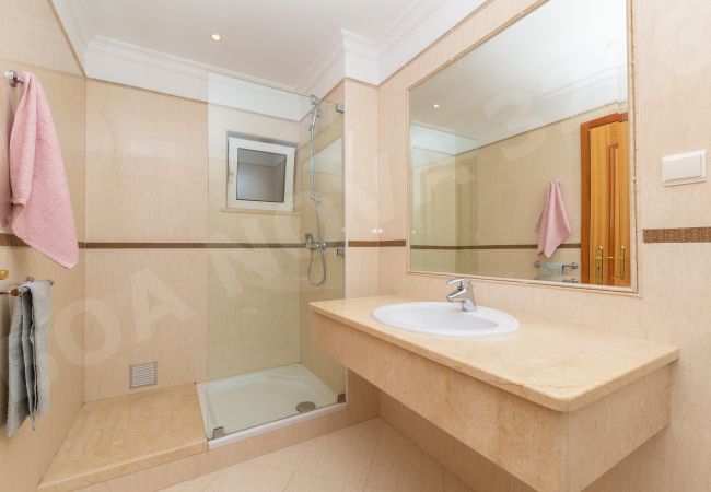 Casa geminada em Carvoeiro - Boa Nova 32/6 Casa geminada em Carvoeiro - Boa Nova 32/6