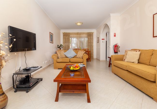 Casa geminada em Carvoeiro - Boa Nova 32/6 Casa geminada em Carvoeiro - Boa Nova 32/6