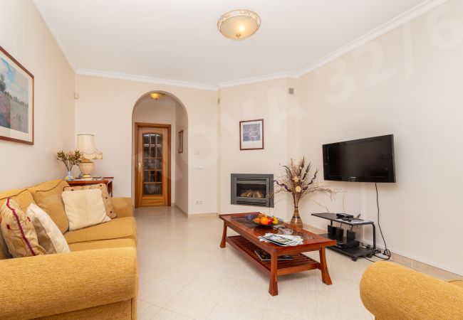 Casa geminada em Carvoeiro - Boa Nova 32/6 Casa geminada em Carvoeiro - Boa Nova 32/6