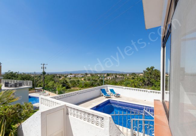 Villa em Carvoeiro - Vivenda Vista Alegre Villa em Carvoeiro - Vivenda Vista Alegre