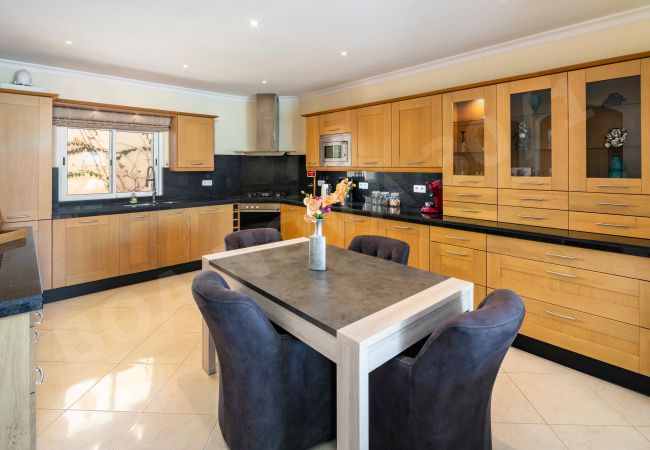 Apartamento em Carvoeiro - Boa Nova 30/1 Apartamento em Carvoeiro - Boa Nova 30/1