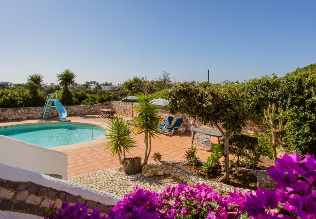 Villa em Carvoeiro - Sacada Winter Rental Villa em Carvoeiro - Sacada Winter Rental