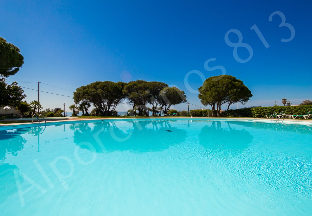 Apartamento em Porches - 813 Alporchinhos