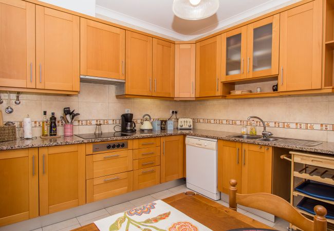 Villa in Lagos - Mill Heights is a 3 bedroom townhouse in the centre of Lagos Villa in Lagos - Mill Heights is a 3 bedroom townhouse in the centre of Lagos