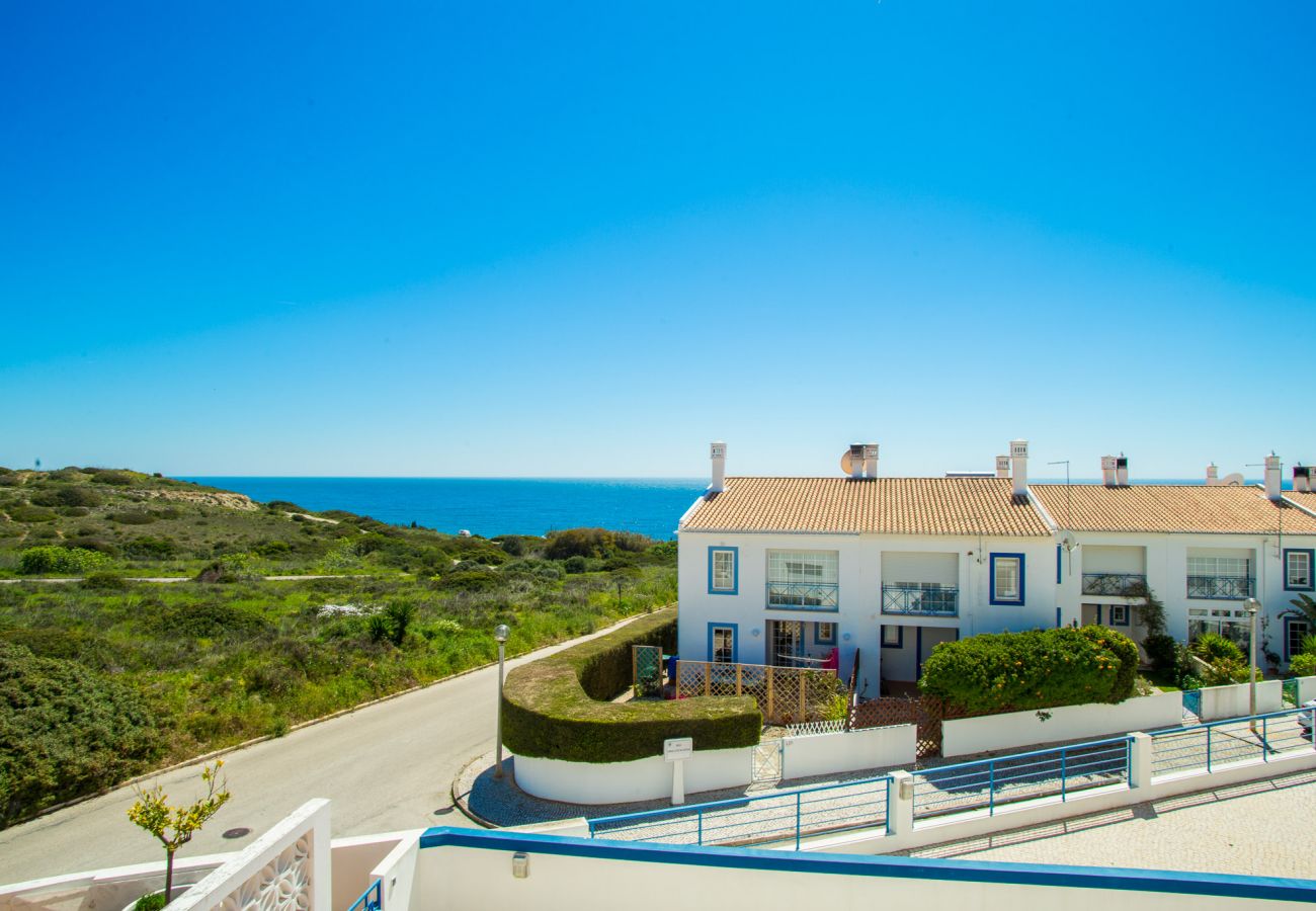 Townhouse in Luz - Fontainhas 65B
