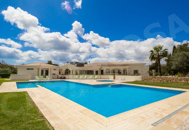 Villa/Dettached house in Carvoeiro - Casa Rosa