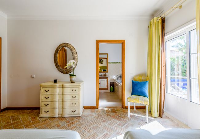 Villa in Quinta do Lago - Endless Summer Luxury Villa Villa in Quinta do Lago - Endless Summer Luxury Villa