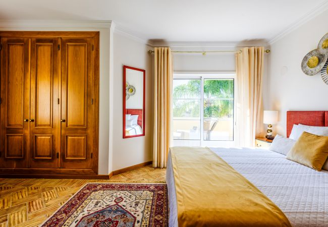 Villa in Quinta do Lago - Endless Summer Luxury Villa Villa in Quinta do Lago - Endless Summer Luxury Villa