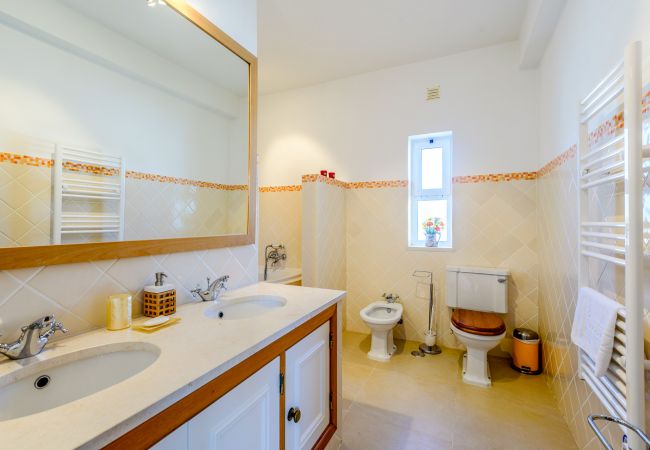 Villa in Quinta do Lago - Endless Summer Luxury Villa Villa in Quinta do Lago - Endless Summer Luxury Villa