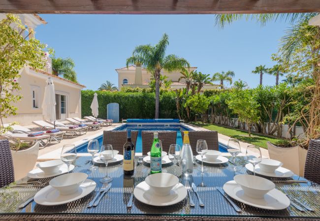 Villa/Dettached house in Quinta do Lago - Endless Summer Luxury Villa