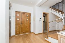 Terraced House in Lagos - Casa Vista Lago