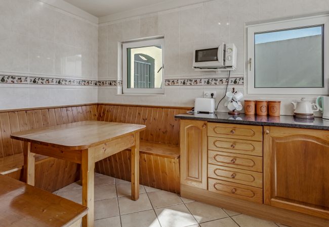 Villa in Carvoeiro - Sacada Winter Rental Villa in Carvoeiro - Sacada Winter Rental